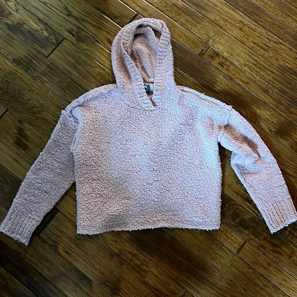American Eagle sweater, size small, light pink